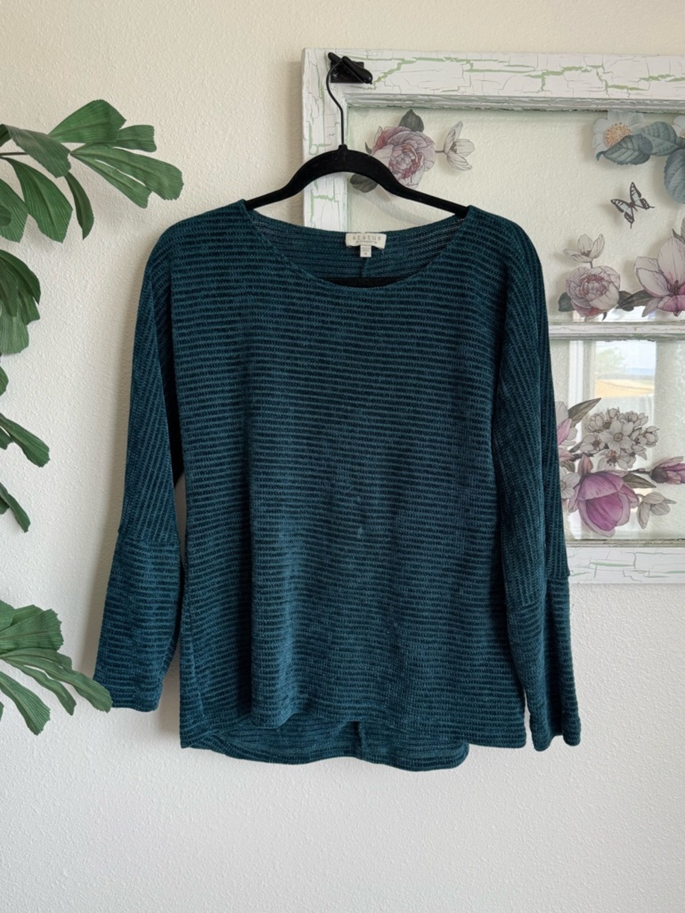 Status by Chenault Teal Ribbed Knit Crewneck Sweater Size Medium